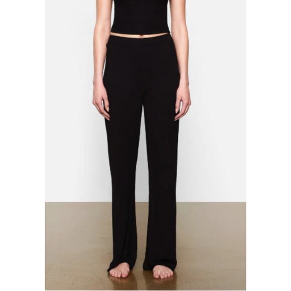 SKIMS Onyx Black Relaxed Fit Wide Leg Ribbed Loose Draw String Lounge Pants 2X - Picture 2 of 12